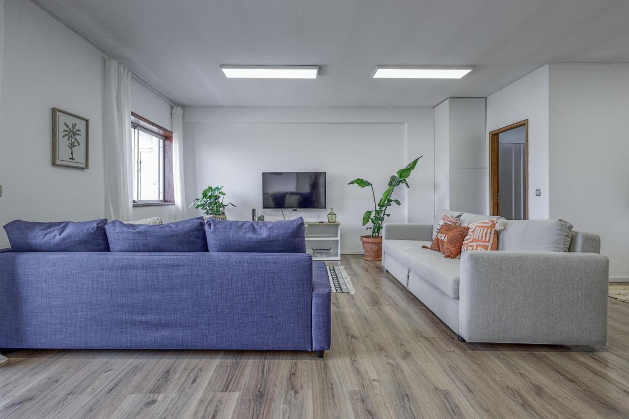 Travel & Live Fernao Magalhaes Apartment Porto Luaran gambar