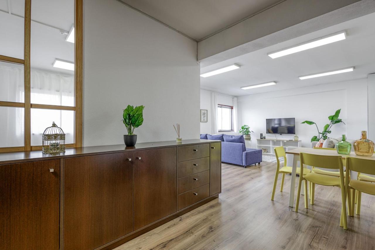 Travel & Live Fernao Magalhaes Apartment Porto Luaran gambar