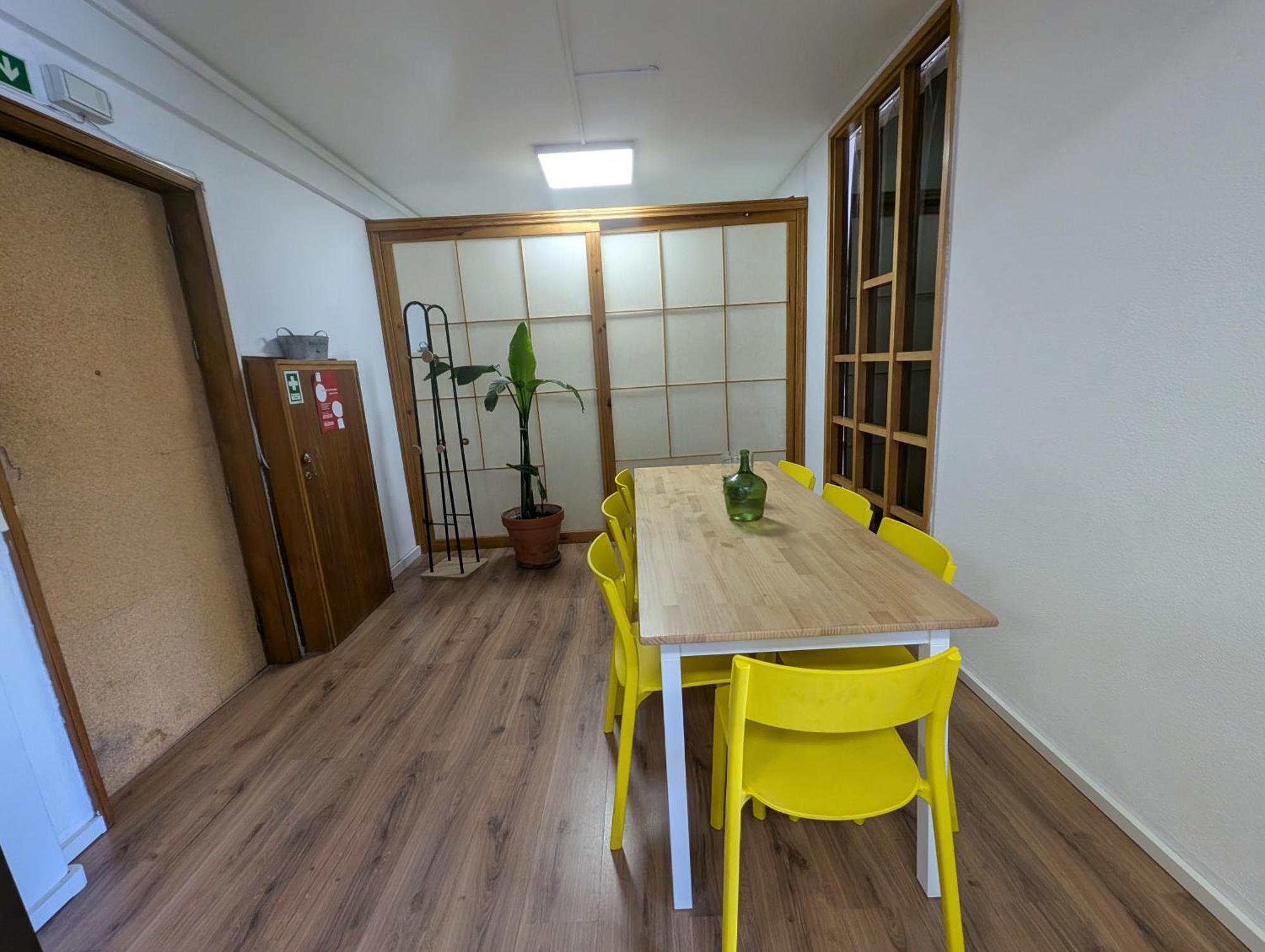 Travel & Live Fernao Magalhaes Apartment Porto Luaran gambar